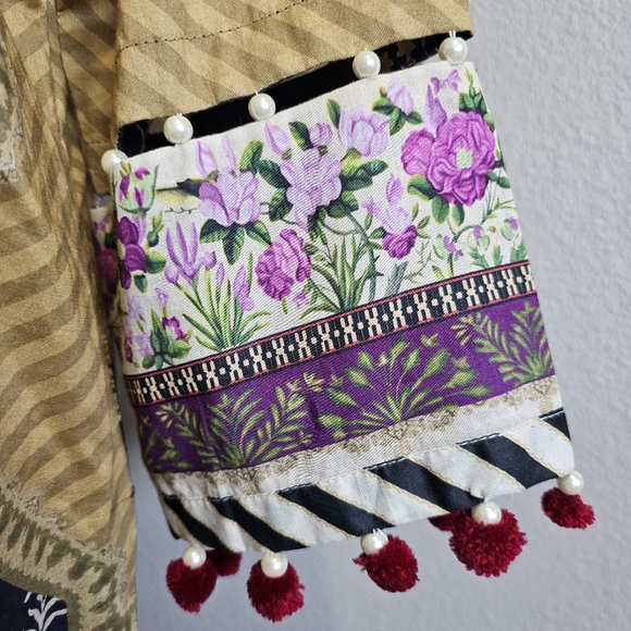 Printed Lawn Shirt with Silk Dupatta Set Beaded Bordered - Picture 10 of 13